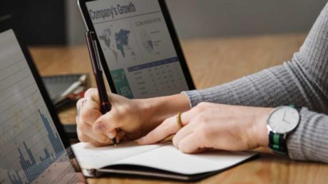 8 Effective & Functional Growth Strategies For Every Startup