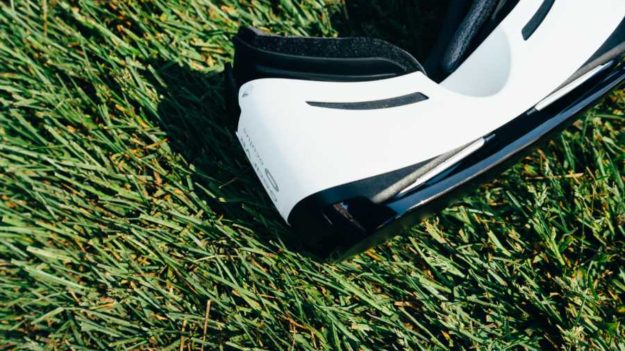 5 Ways To Improve Your Marketing By Using Virtual Reality & AI