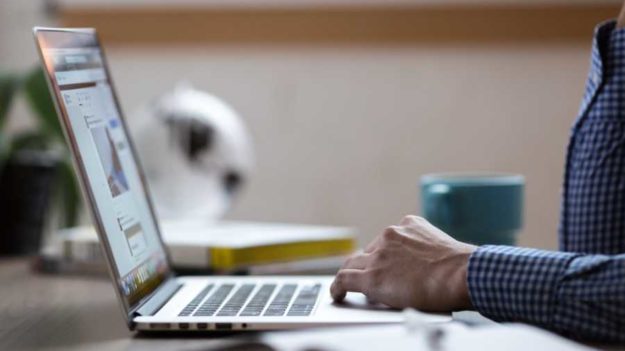 How To Launch An eCommerce Business In 2019