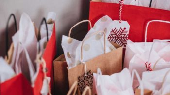 paper-bags-near-wall-749353-holiday-sales